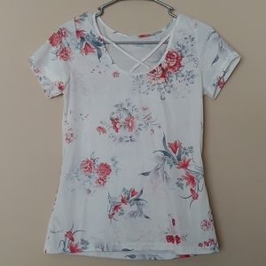 💲3 for 15💲Cute light weight summer shirt